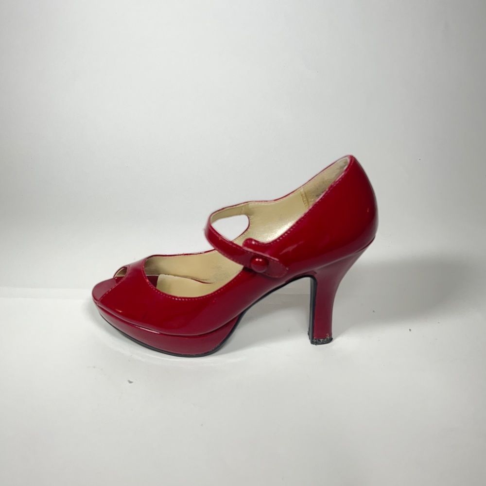 RED STEVE MADDEN HEELS